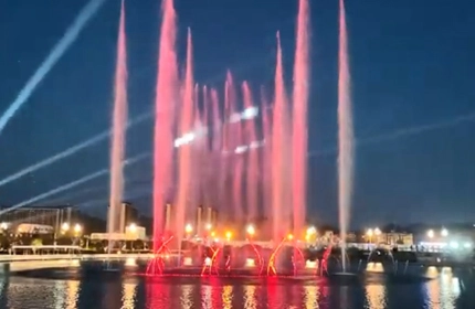 Large Outdoor Music Fountain was Made by Longxin Fountain Factory