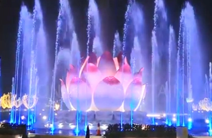 Leshan Giant Buddha - Fountain Sculpture