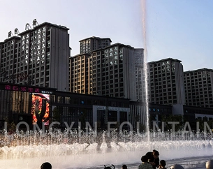 Notes on Enjoying Musical Fountains